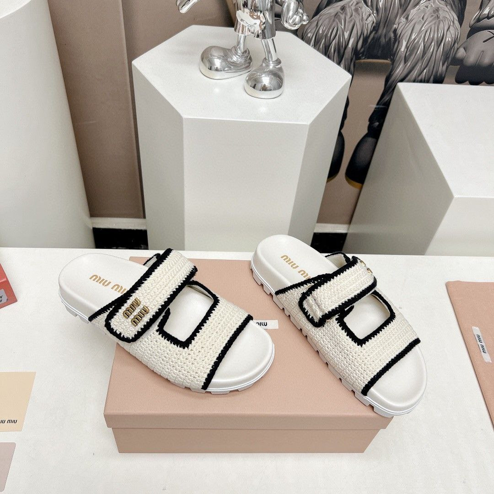 Шлепанцы MIU MIU