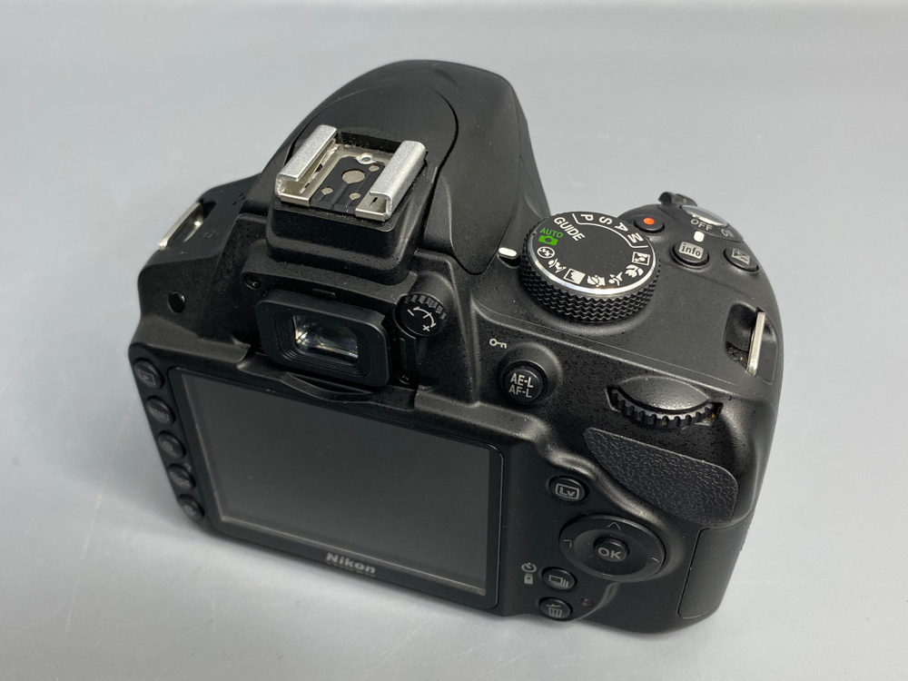 Nikon D3200 5.000 кадров