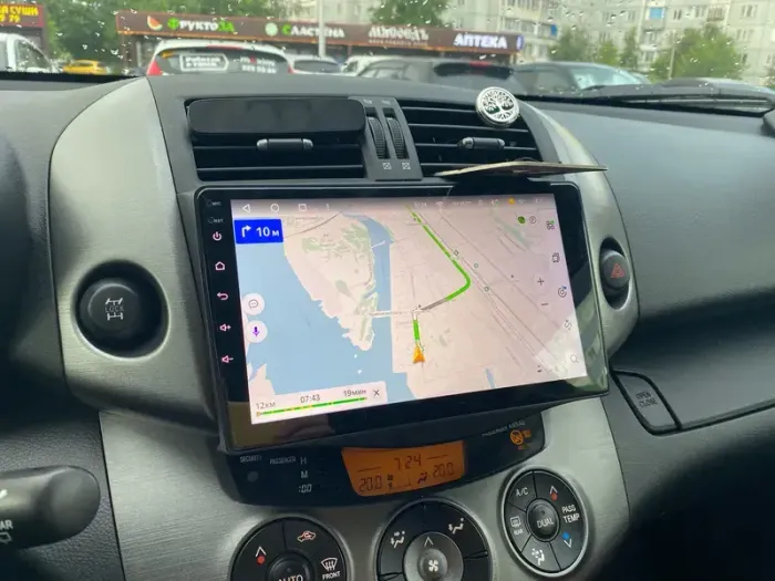 Магнитола для Toyota RAV4 30 2005-2012, Vanguard - Teyes CC3L на Android 10, CarPlay, 4G SIM-слот