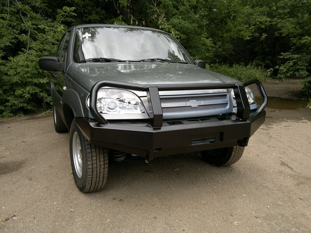 Бампер силовой передний Chevrolet Niva с защитной дугой РИФ
