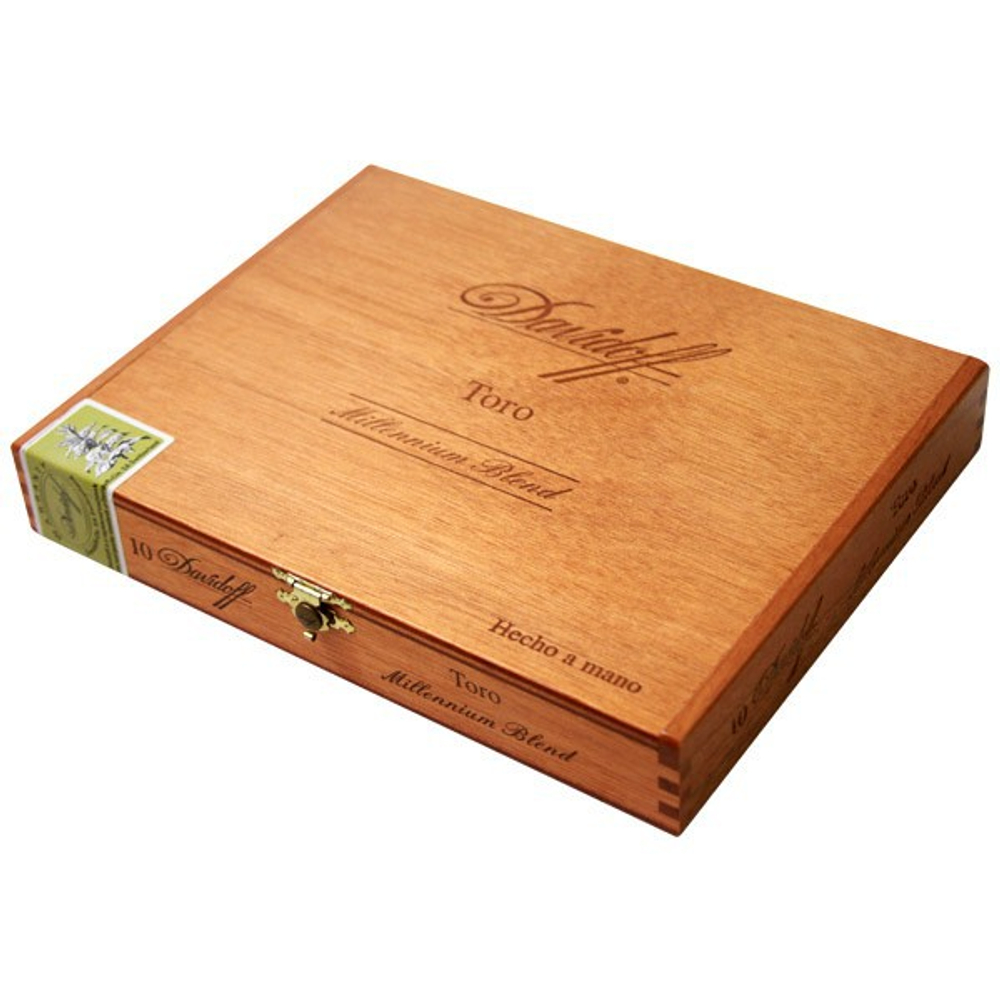 Davidoff Millennium Blend Toro