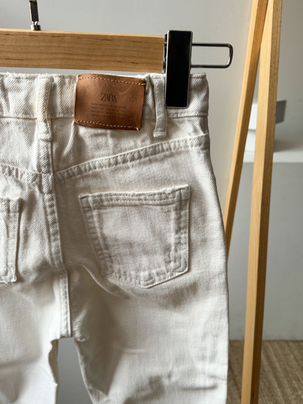 Джинсы Zara, 122
