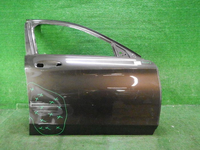 Дверь передняя правая Mercedes C W205 (2014-2021)