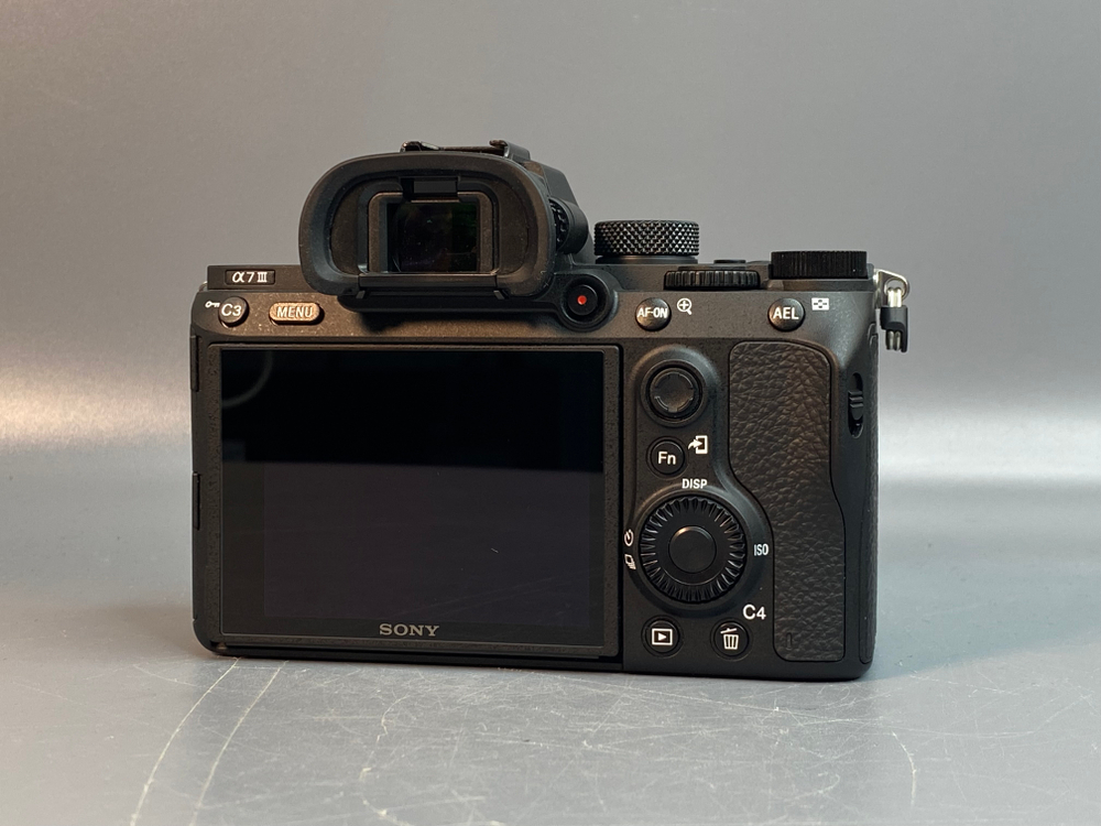Sony A7 III 518 кадров