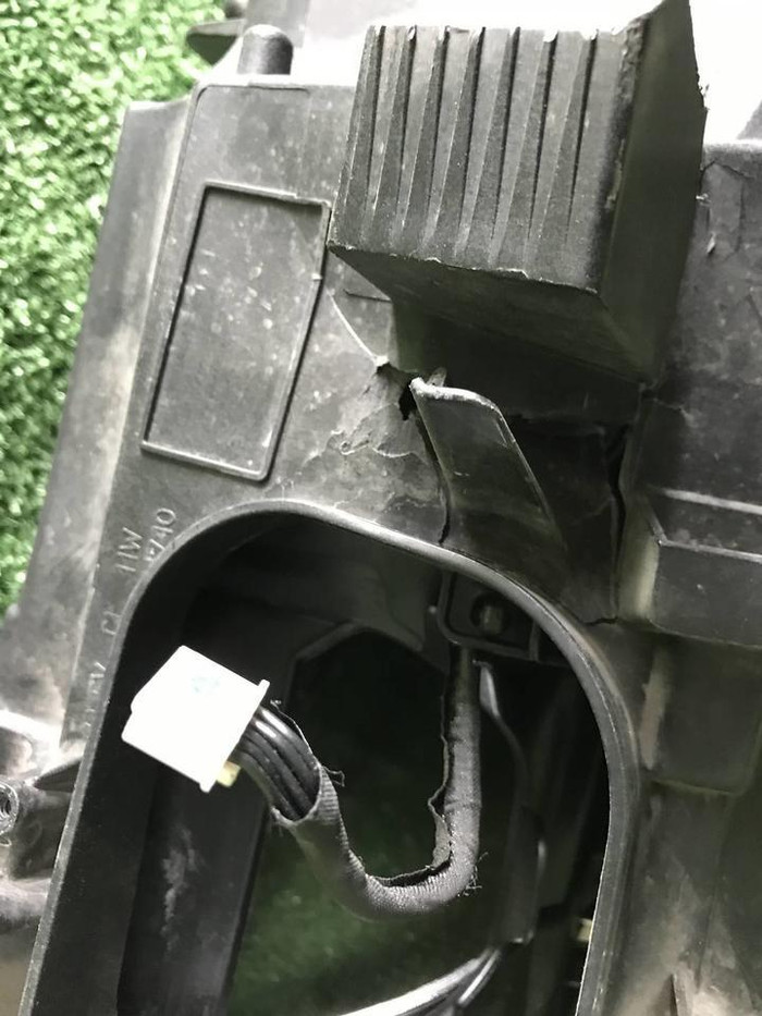 Фара правая BMW X1 F48 (2015-2019) LED