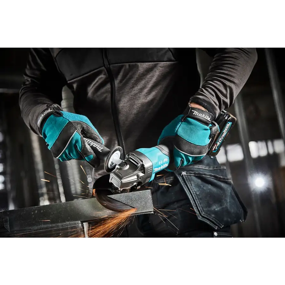 Угловая шлифовальная машина с диском 125 мм XGT® Makita GA013GU101