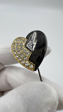 Брошь булавка Сердце Yves Saint Laurent