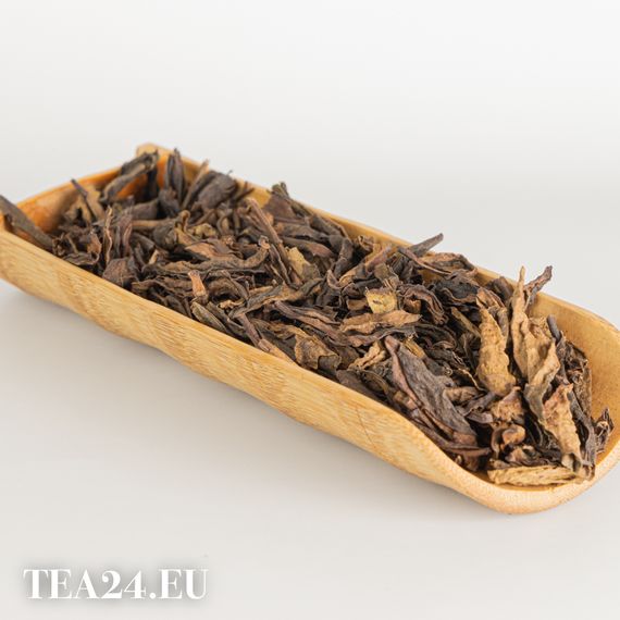 Herbata Ya Shi Xiang Dancong (o zapachu kaczego łajna)