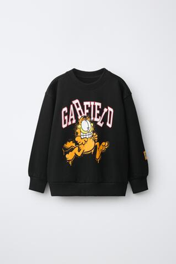 ZARA ТОЛСТОВКА С ПРИНТОМ GARFIELD © PAWS INC, ЧЕРНЫЙ