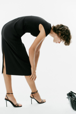ПЛАТЬЕ МИДИ С КОРОТКИМИ РУКАВАМИ — ZARA