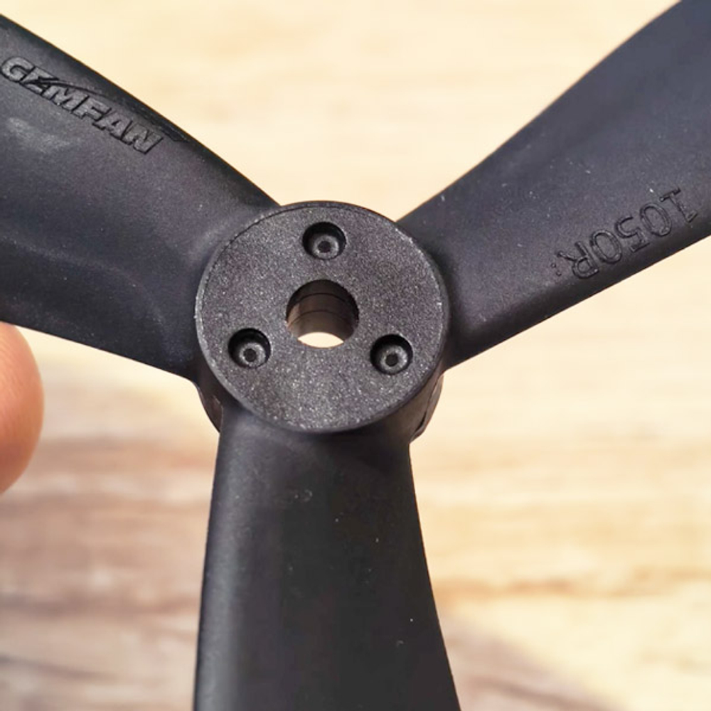 Пропеллеры GEMFAN 1050-3/10" дюймов/2 шт