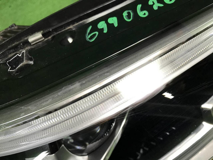 Фара правая BMW 3er G20 (2018-2022) LED (В сборе)