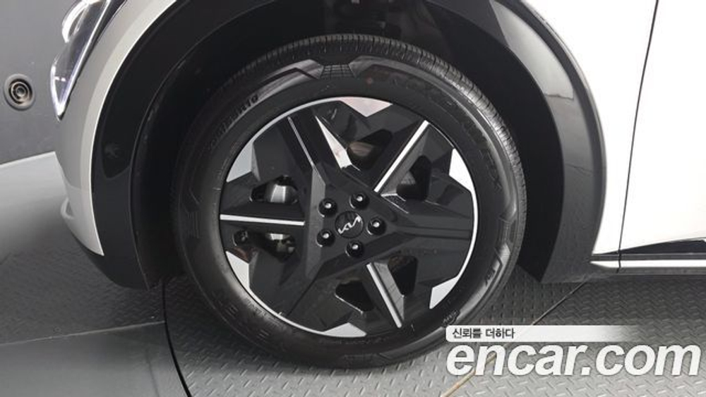 KIA EV6 Long Range 2WD — 2025