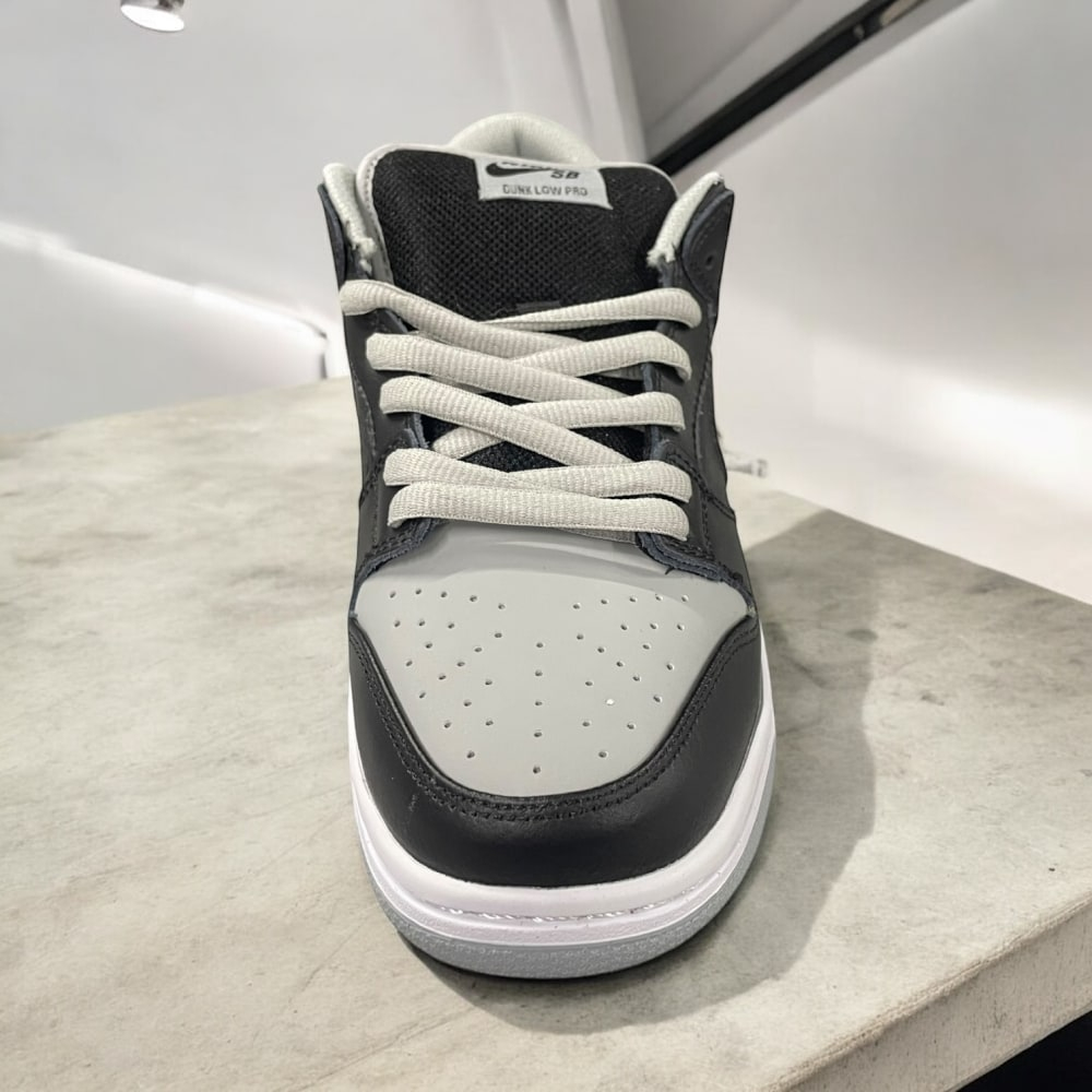 Nike SB Dunk Low • Black Gray