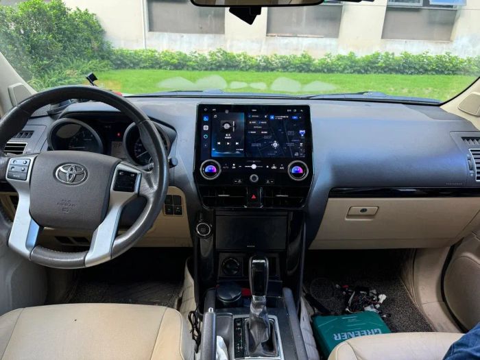 Магнитола для Toyota Land Cruiser Prado 150 2017-2023 - Kuberg HP-T1203-17 на Android 12, Быстрая, 4G SIM-слот, CarPlay