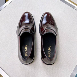 Лоферы Prada