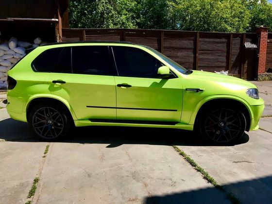 Пленка Coral Fluorescent Yellow глянцевая салатовая Carbins