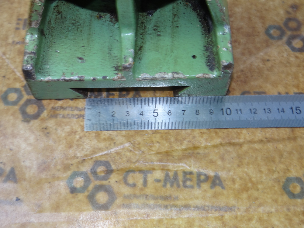 Серьга горизонтального хобота MAHO 600