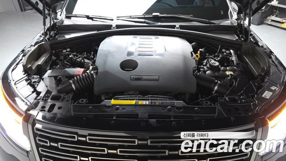 Land Rover Range Rover Velar 3.0 P400 Dynamic HSE — 2025