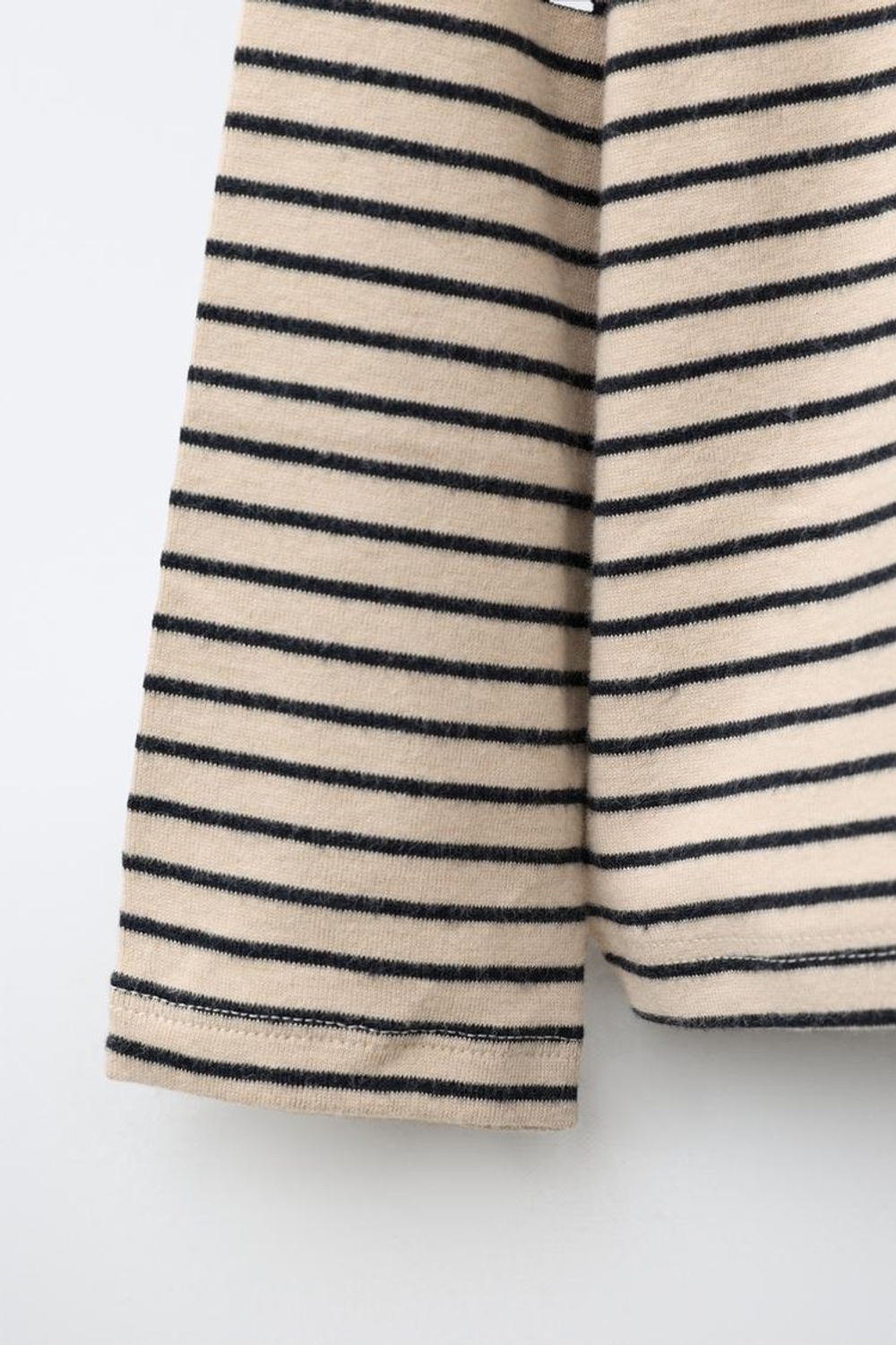 ZARA ФУТБОЛКА В ПОЛОСКУ, ЦВЕТ СЛОНОВОЙ КОСТИ