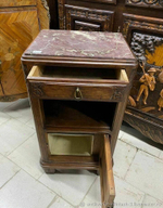 Старинная тумба