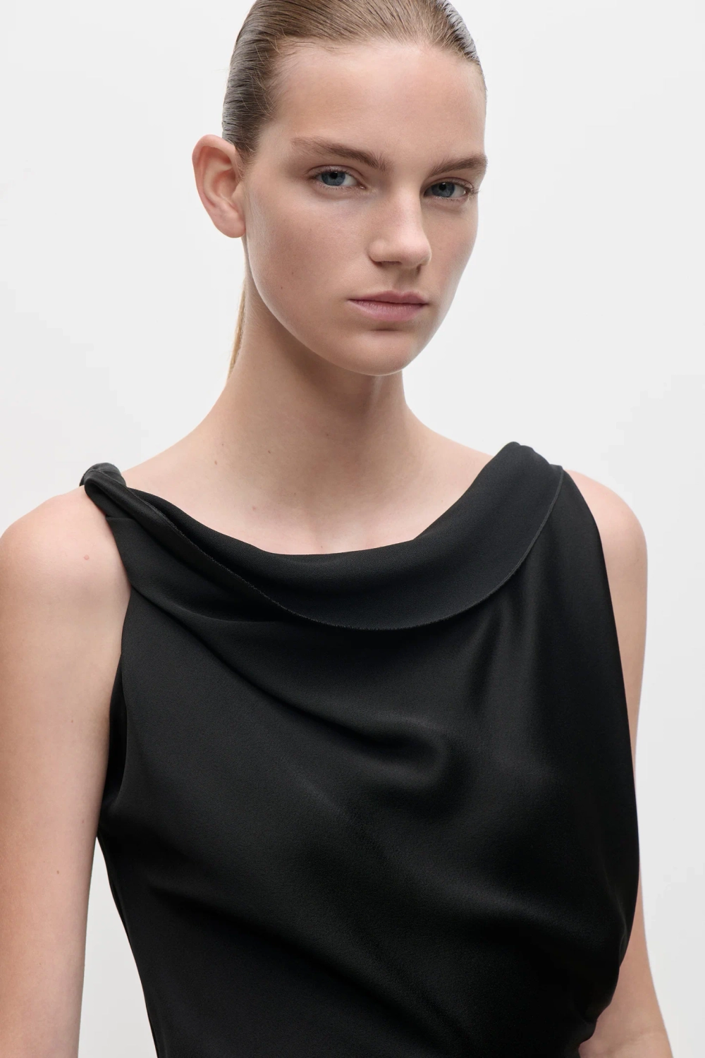 Платье Victoria Beckham