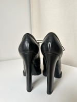 Кожаные туфли Louis Vuitton, 38