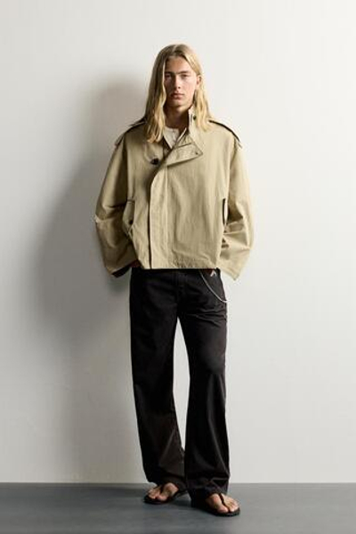 ТЕХНИЧЕСКИЙ ТРЕНЧ CROPPED FIT — ZARA