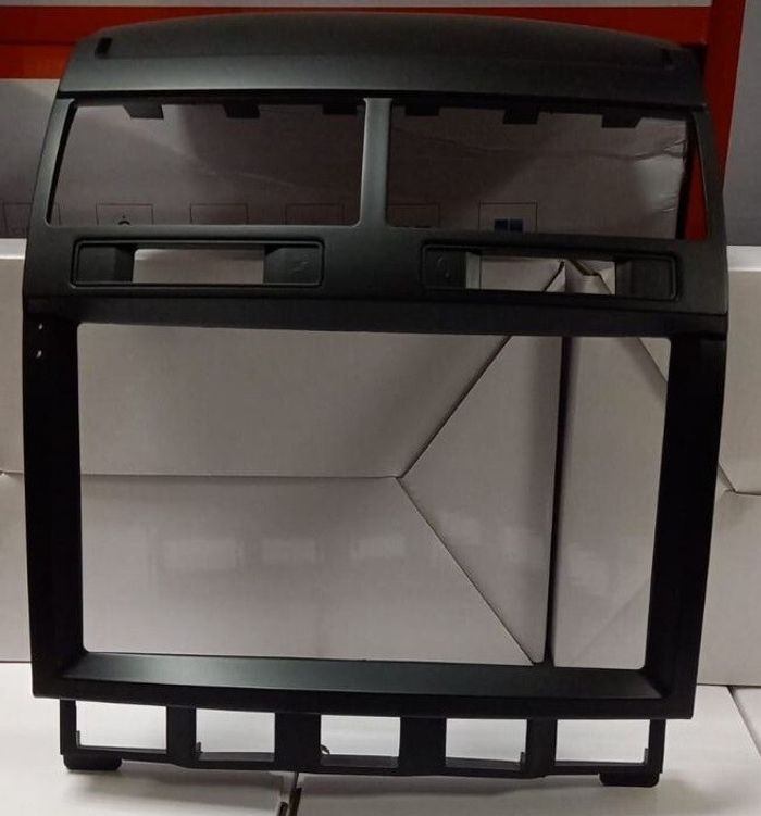 Магнитола для Volkswagen Touareg 1 2002-2010 - FarCar S500-TS10 монитор 9.5" QLED на Android 14, Быстрая, CarPlay, 4G SIM-слот