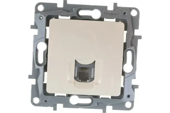 Розетка RJ11 Legrand Etika слоновая кость 25694