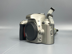 Nikon F55