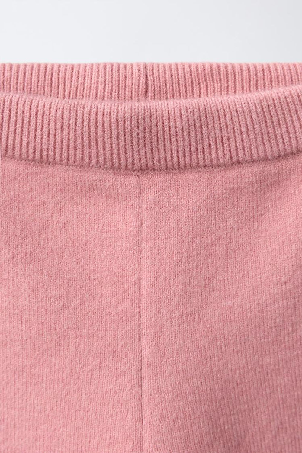 ZARA ТРИКОТАЖНЫЕ ЛЕГИНСЫ С ОБОРАМИ, БЛЕДНО-РОЗОВЫЙ