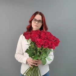 Монобукет из красных роз.