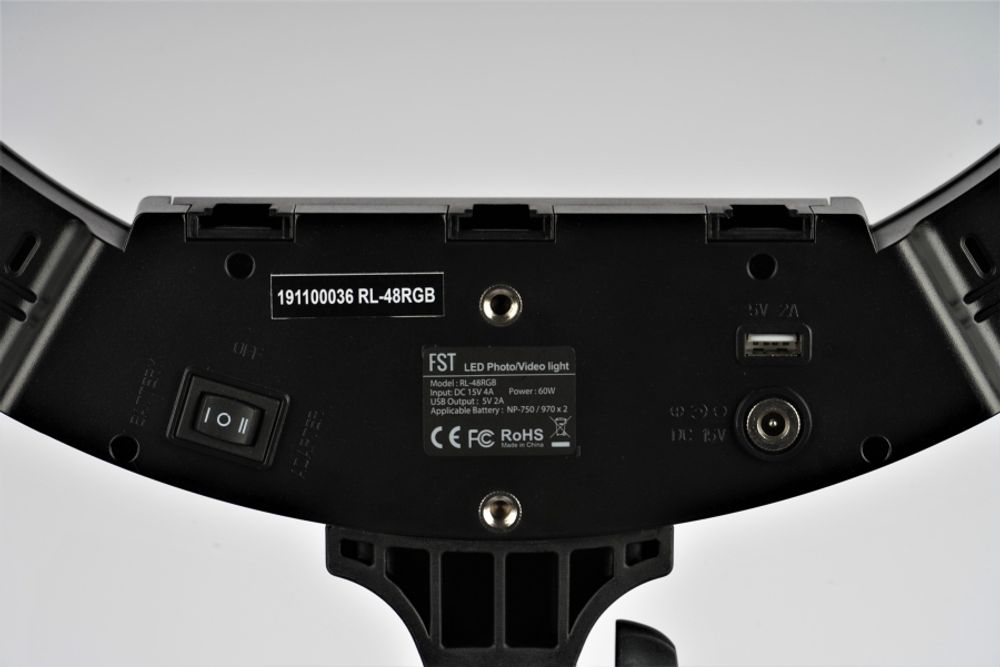 FST RL-48RGB