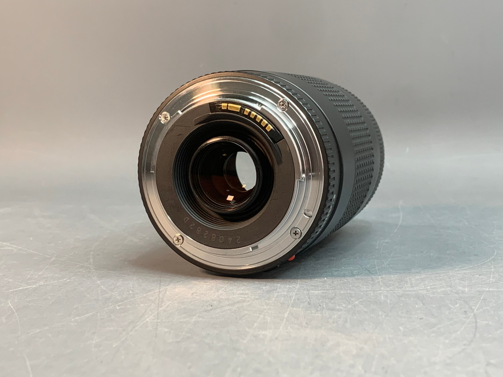 Canon EF 75-300mm f/4-5.6 II