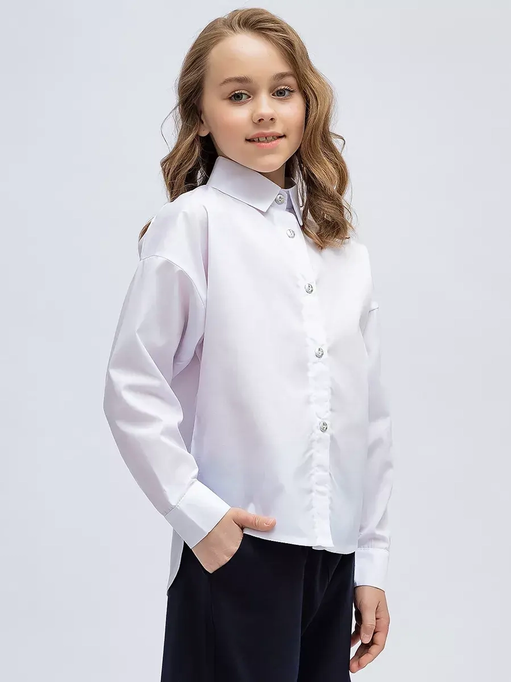 Школьная рубашка классическая oversize