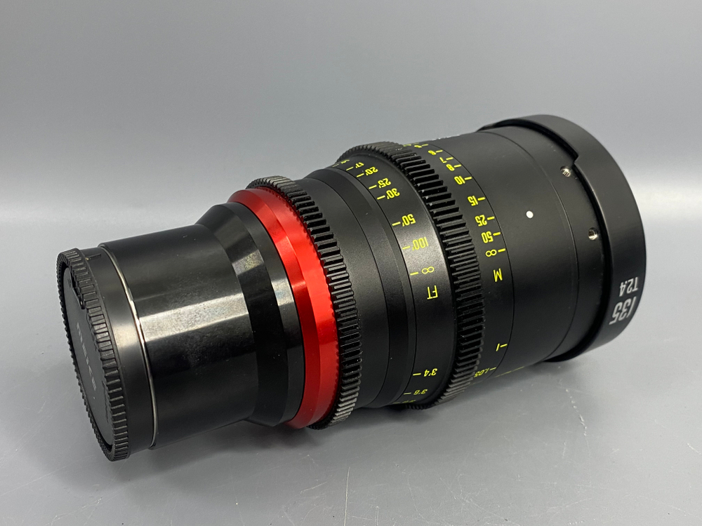 Meike 135mm T2.4 FF-Prime Cine Lens Sony E