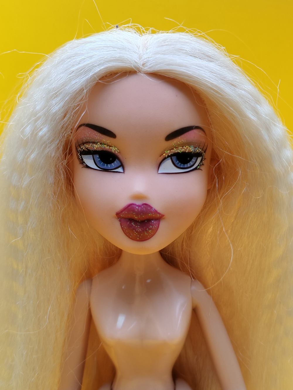 Кукла Bratz Wintertime Wonderland Cloe 2003 винтаж 034382