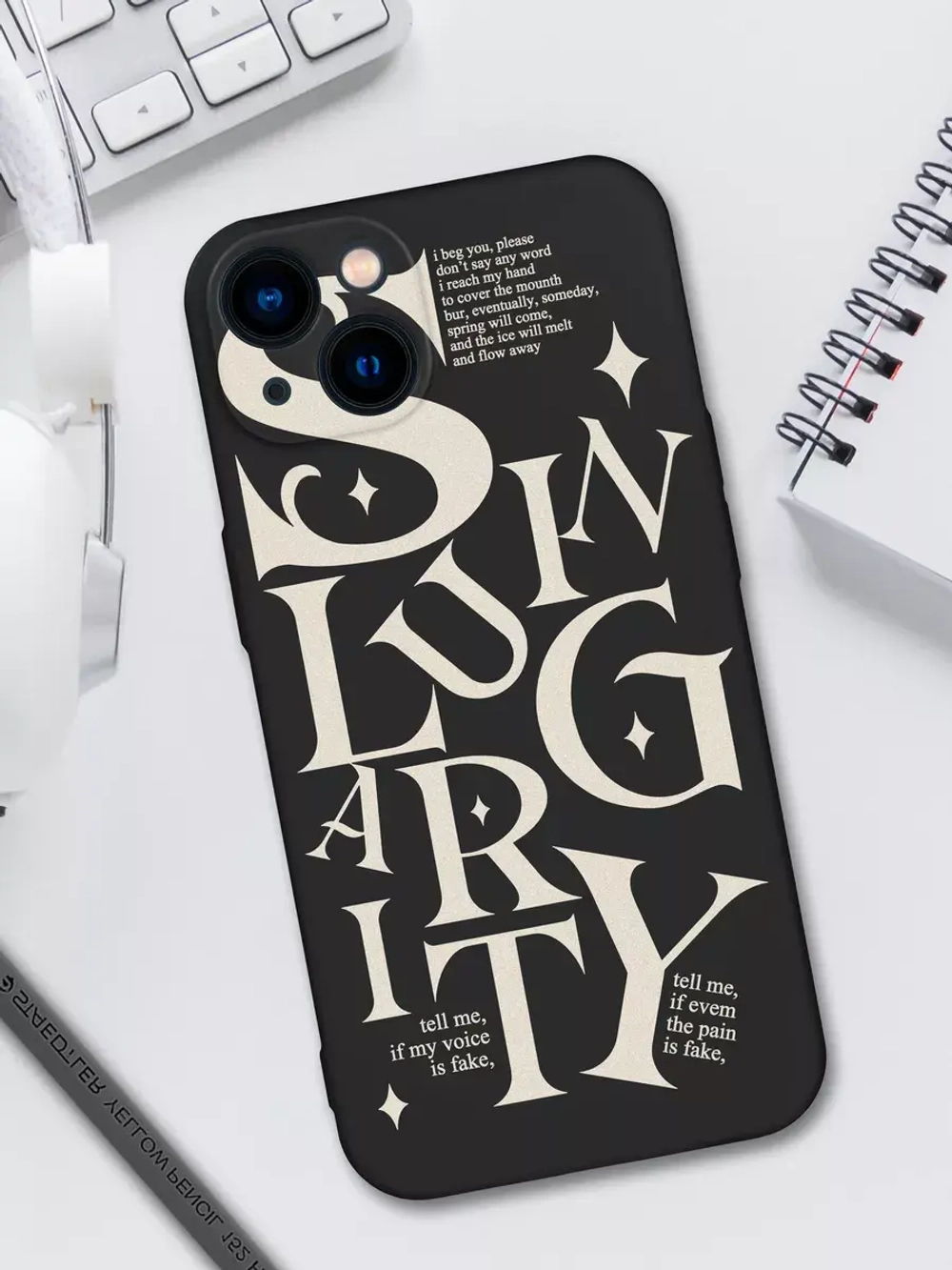 Чехол на iPhone 15 с принтом