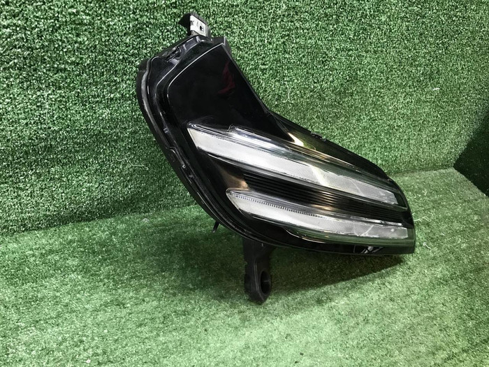 ДХО левый Zeekr 001 (2021-н.в.) LED
