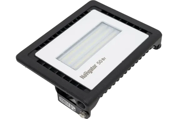 Прожектор светодиодный Navigator 50W NFL-01 6500К 4100Лм IP65 черный 31883
