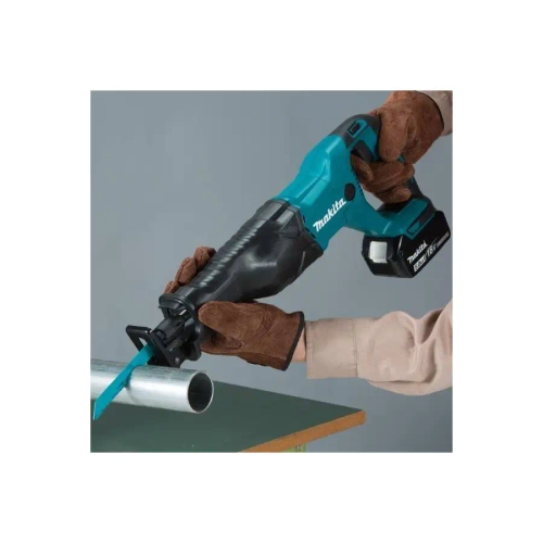 Аккумуляторная сабельная пила Makita DJR186RTE