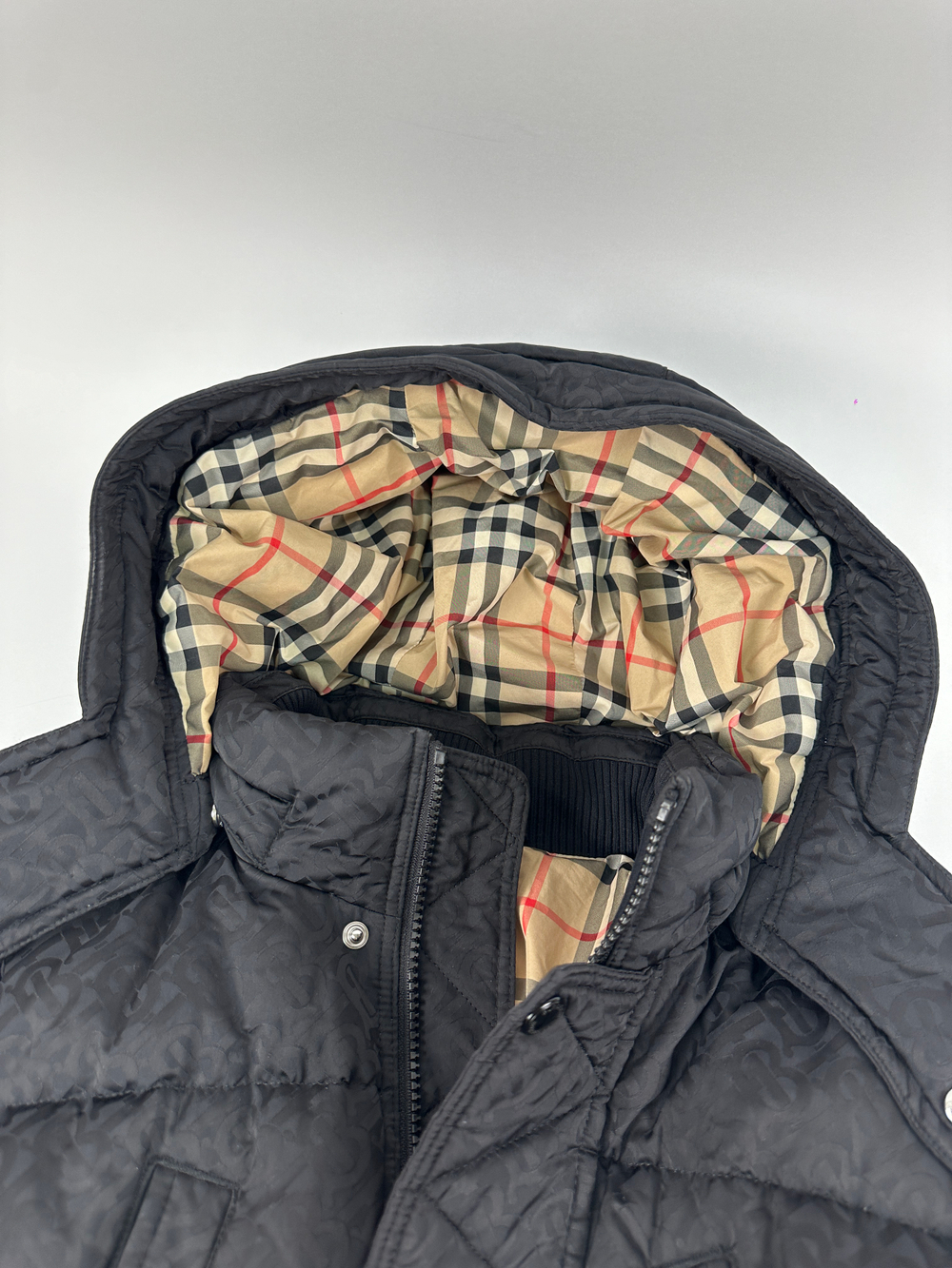 Пуховик Burberry