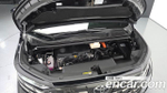 Toyota Alphard 2.5 HEV Executive AWD — 2025