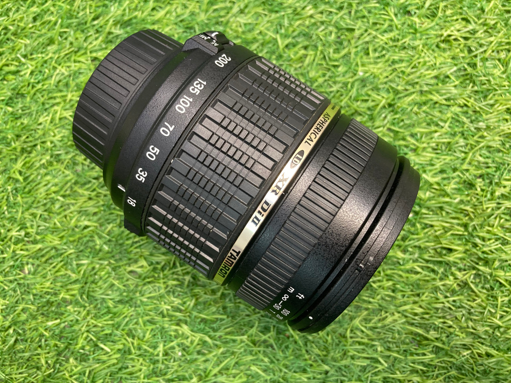 Tamron AF 18-200mm 3.5-6.3 XR Di II LD (IF) Macro