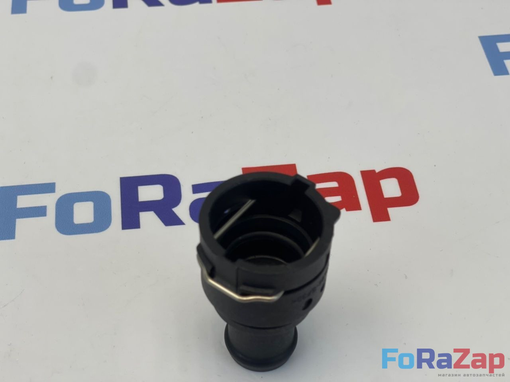 Фланец системы охлаждения VAG 3B0122291B
