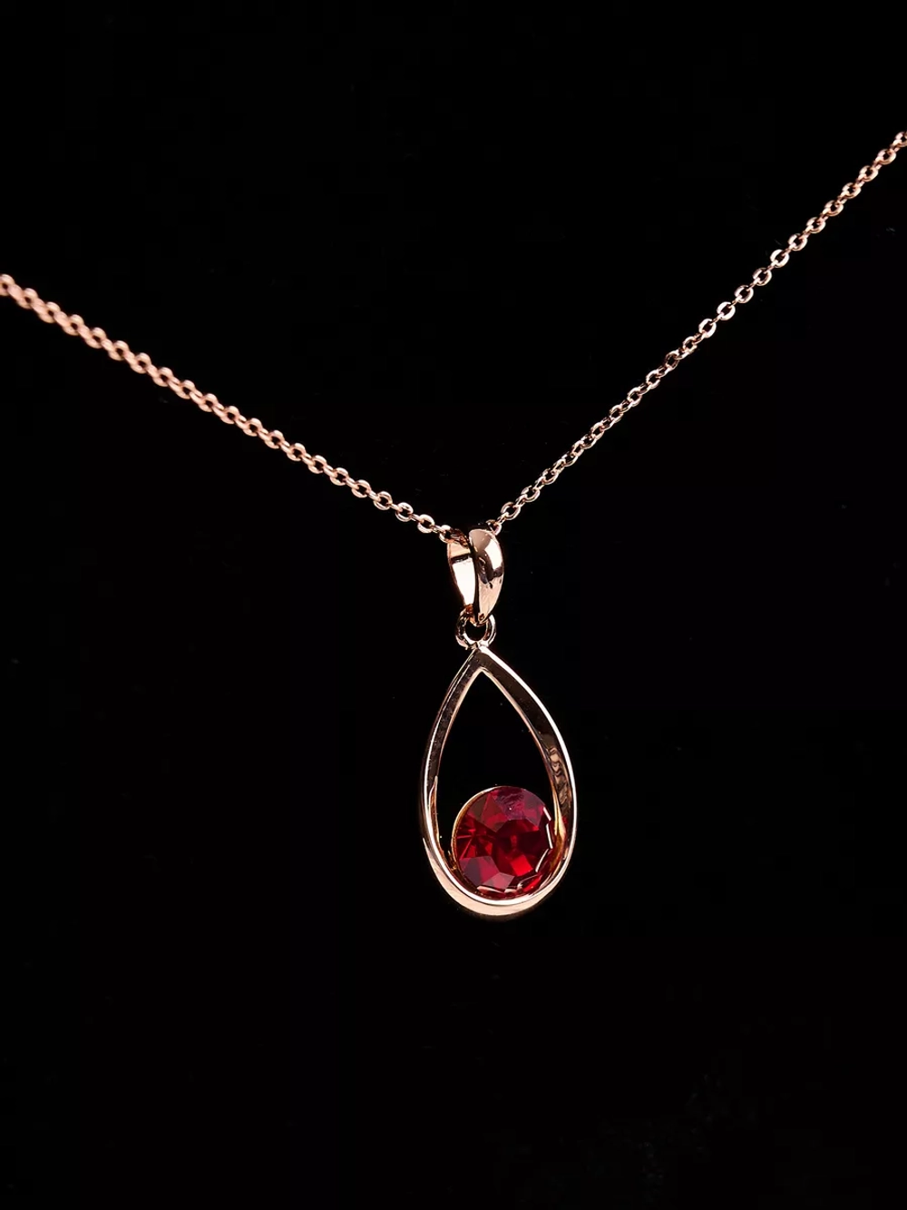 Кулон-капля Белла с красным кристаллом Swarovski