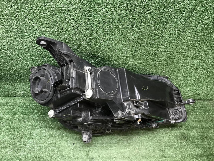 Фара левая Mercedes GLE V167 (2018-2024) LED