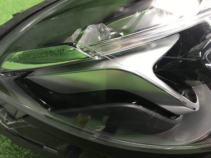 Фара правая Mercedes E W212 (13-16) LED В сборе