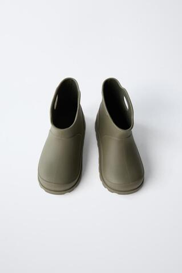 ZARA РЕЗИНОВЫЕ САПОГИ, ЗЕЛЕНЫЙ ХАКИ